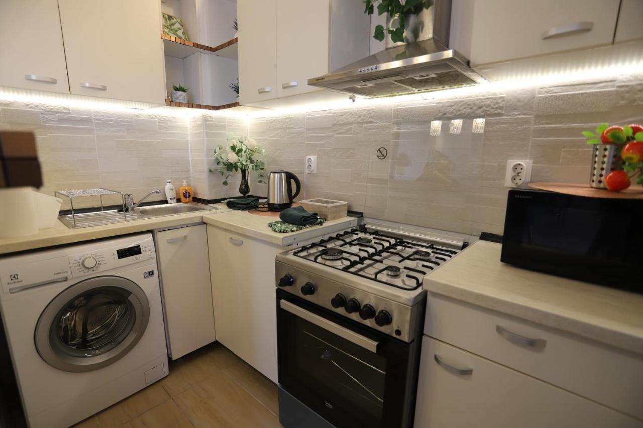 Apartament Beauty Smarald By Cosmopolis Stefanestii de Jos Екстер'єр фото